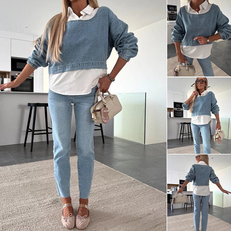 Conjunto de dos piezas compuesto por un top vaquero de manga larga y unos pantalones